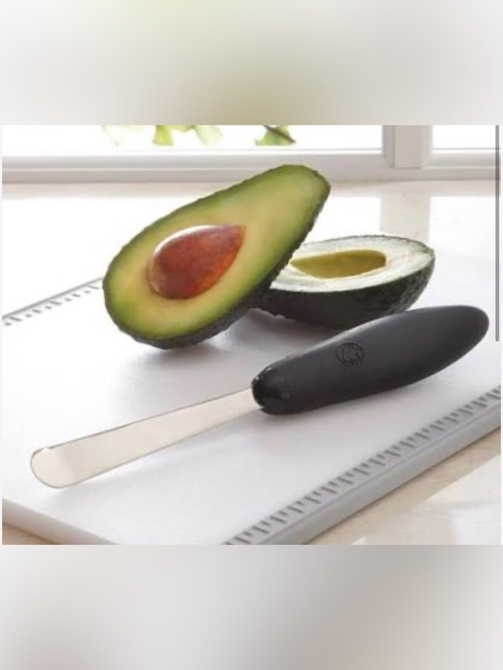 💫10/$25 • The Pampered Chef Avocado Peeler